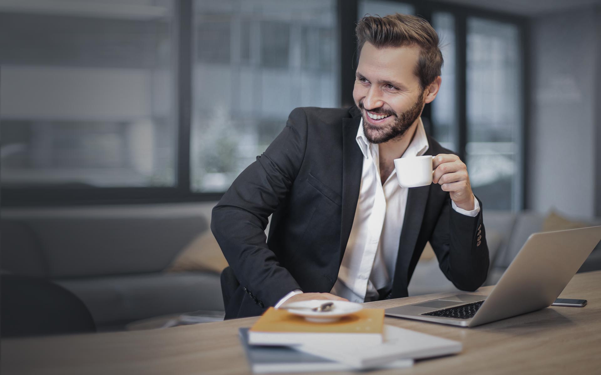 law-services-main-bg